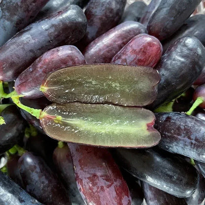 🍇 Fresh Sapphire Grapes | 🔥Buy 1 Get 1 Free🔥